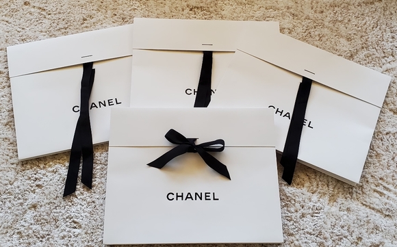 chanel white box bag